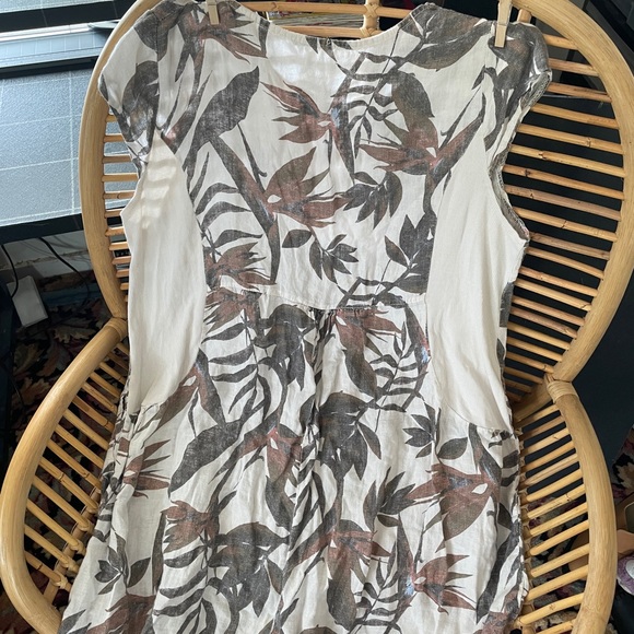 🌿100% Linen Bird of Paradise Dress🌿 - Picture 6 of 10